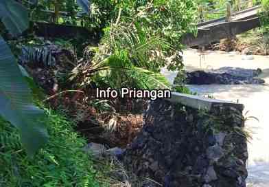 Hujan Deras Picu TPT Jembatan Singa Miring Kritis