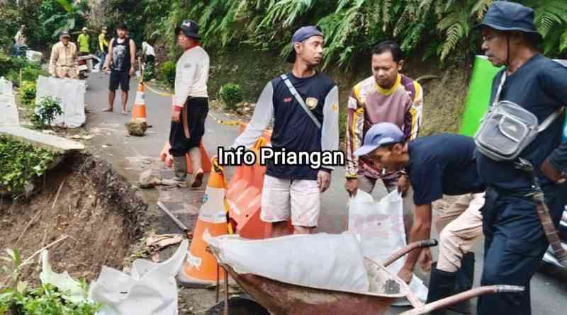 Hujan Deras Picu Longsor, Akses Neglasari–Binangun Terancam